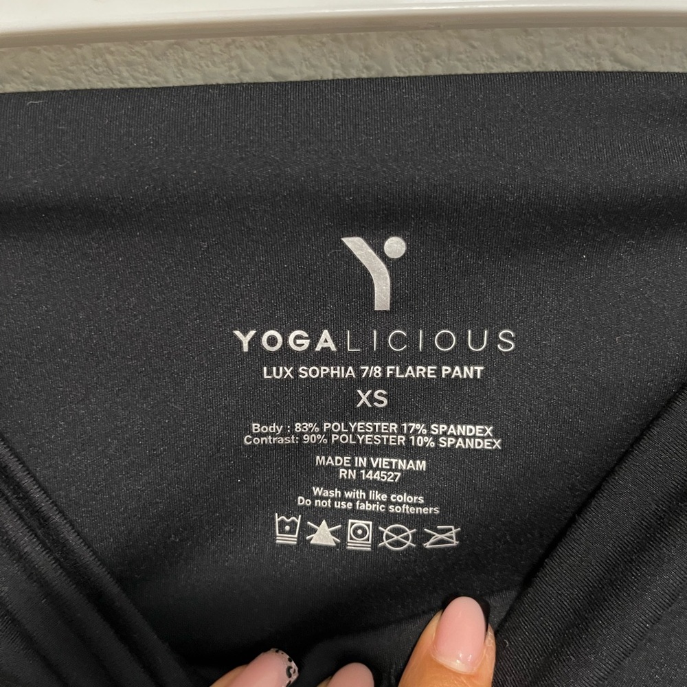 Yogalicious Lux Sophia 7/8 Flare Pant - Black
